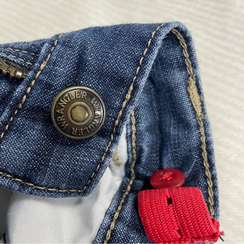 Wrangler Jean Shorts - Picture 3 of 9